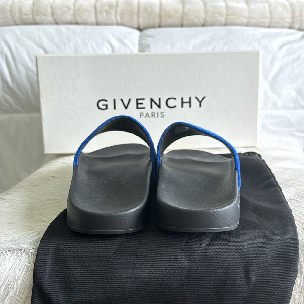 New Givenchy Slides - Picture 4 of 4